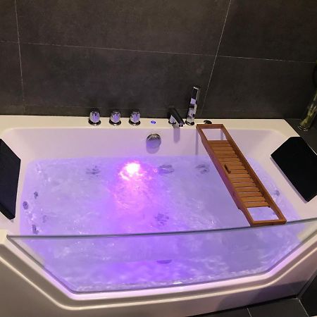 Suite Vitbanus Marbella Kültér fotó
